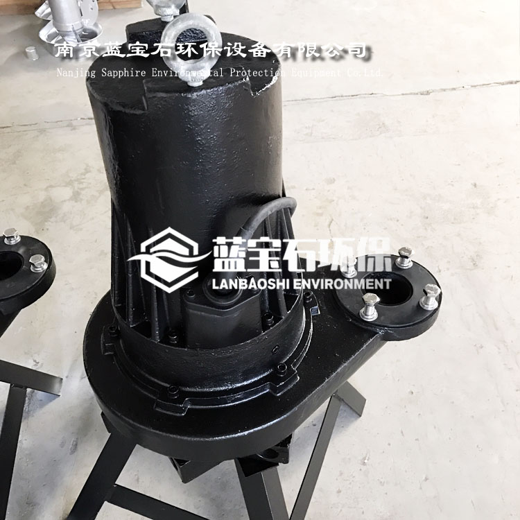 潜水离心曝气机 自吸式电动曝气搅拌泵QXB5.5kw