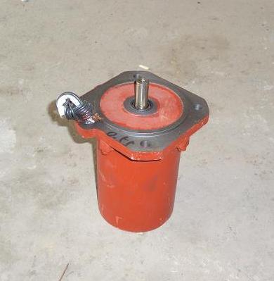 YDF-W-222-4 0.55KW三相异步专用电机价格